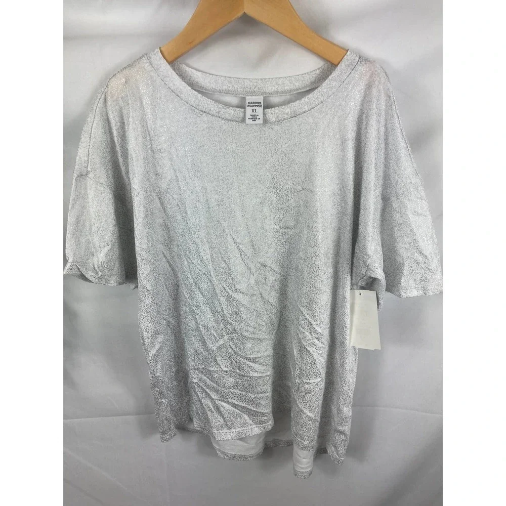 4/$25 NWT Harper Canyon White silver sparkle tshirt